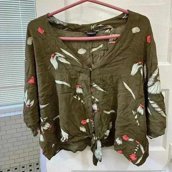 Express olive green flowy floral button down center tie oversized blouse - Picture 1 of 8